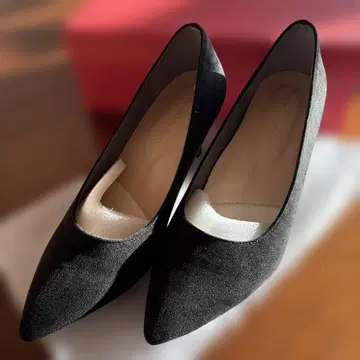 오리엔탈 트래픽 블랙 스웨이드 하이힐 [미사용 새상품]