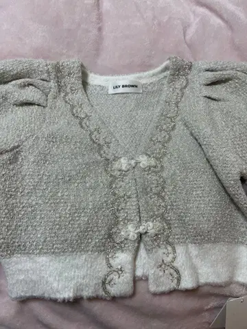 릴리 브라운 가디건