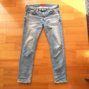 RED CARD 스트레이트 데님 32