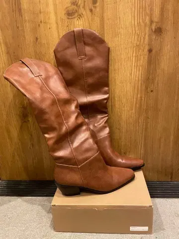 브라운 롱 부츠 사이즈 4