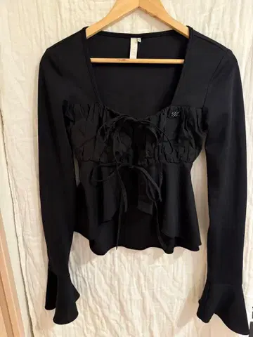 키준 블랙 긴팔 상의 M