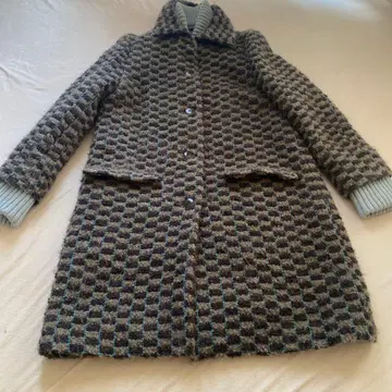 미나 페르호넨 코트