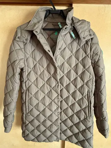 베이지 savetheduck 퀼팅 코트 후드 부착