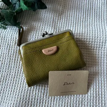 새상품 Dakota 이단 접이식 소가죽 지갑 올리브 그린