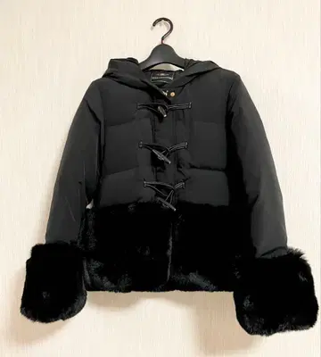 GRACE CONTINENTAL 블랙 다운 자켓