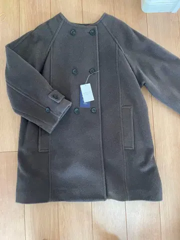 베이세스톡 SIMPLICITE 노카라 코트 미사용 새상품