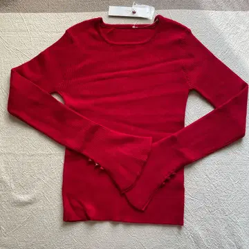 빨간색 리브 플레어 소매 스웨터 F 택