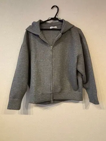 NATURAL BEAUTY BASIC 그레이 후디 FR