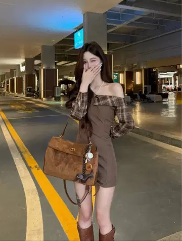 Charme 2 피스 프렌치 스트랩리스 셔츠