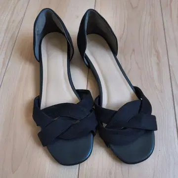 URBAN RESEARCH DOORS 블랙 플랫슈즈