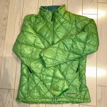 mont-bell 라이트 그린 다운 자켓 s 사이즈