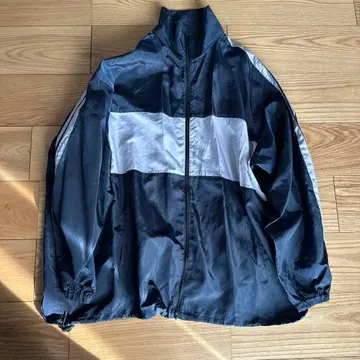 카와고 히나 프로듀스 나일론 자켓