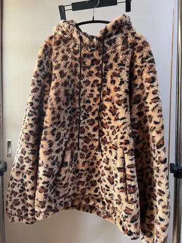 [ 미사용 새상품 ] 레오파드 표범 무늬 모코모코 후드티 오버 사이즈 L