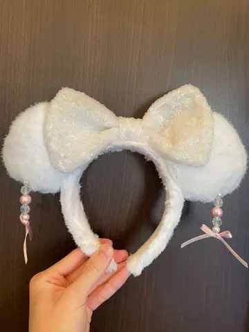 화이트 리본 포함 귀 모양 머리띠