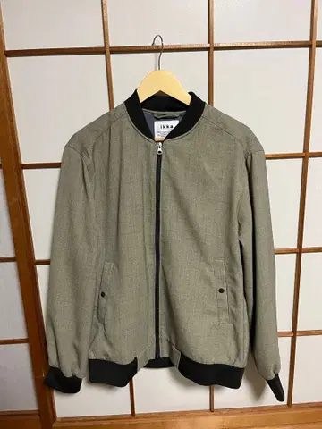 ikka 집업 점퍼 L 사이즈