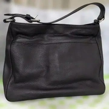 블랙 가죽 숄더백