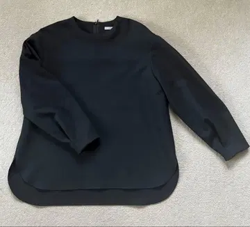 theory luxe 블랙 긴팔 상의