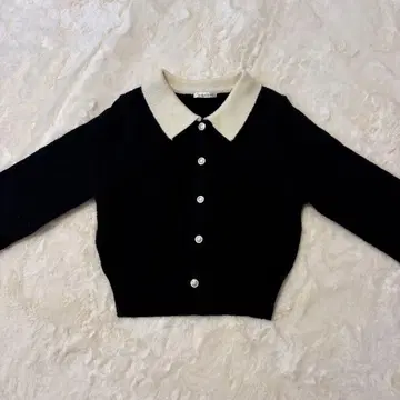 olivedesolive 골드 버튼 케이블 카라 가디건