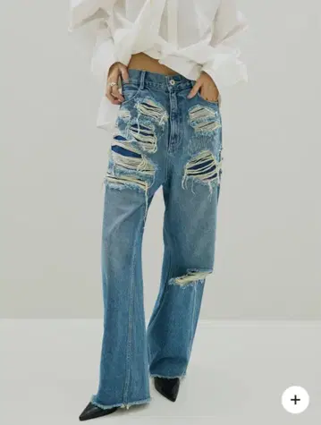 미사용 새상품 [아메리빈티지] 하드 데미지 루즈 데님 // 24