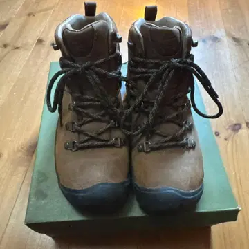 KEEN PYRENEES 피레니즈 24cm