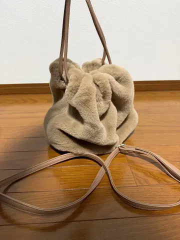 베이지 복조리형 숄더백