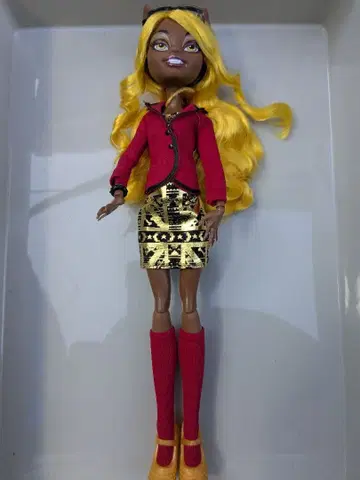 몬스터 하이 클라우디아 울프