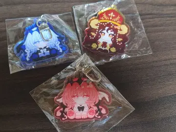 루나에게 바치는 아크릴 키링 3종