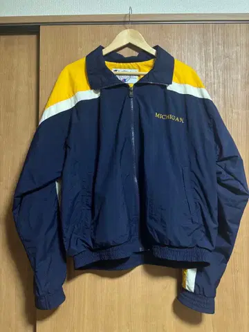 Champion 나일론 자켓