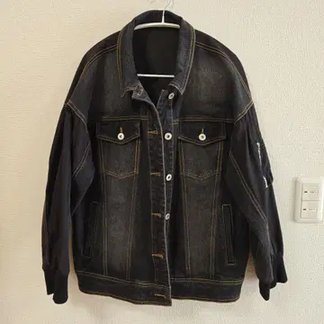 쿨 카레안, 페미니스트, 다크 데님 자켓 나일론 소매