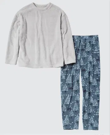 미사용 새상품 유니클로 오타이피이누 플리스 세트 (모리 긴팔)