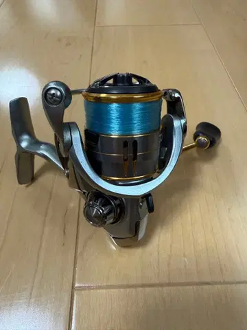 18FREAMS LT2000S 스피닝 릴