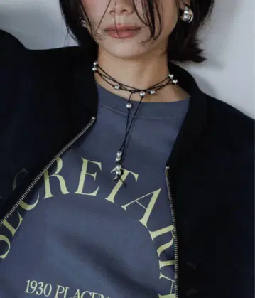 CHIGNON 멀티 WAY 라운드볼 코드 초커