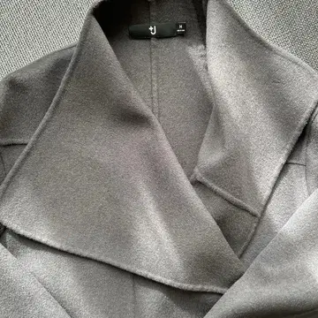 유니클로 +j 그레이 롱 코트 M 사이즈 허리 리본 포함