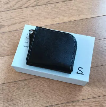 WILDSWANS 와일드 스완스 ALARD