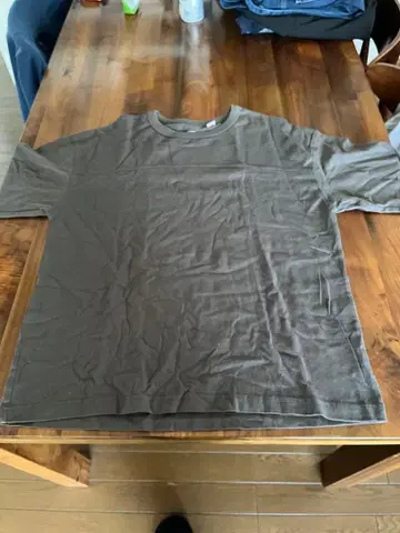 브라운 반팔 T셔츠 코튼