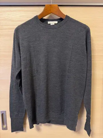 JOHN SMEDLEY 존스메들리 크루넥 스웨터