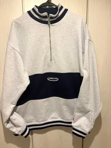 프릭스스토어 하프 지퍼 맨투맨