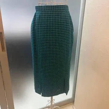 블루 계열 체크 타이트 롱 스커트