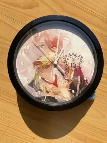 아오조라 하야토 벽시계