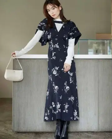 SNIDEL 초커 니트 레이어드 프린트 원피스 사이즈 1