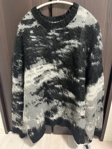 오버 사이즈 니트 스웨터 타이다이 무늬