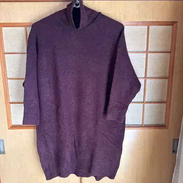 유니클로 수플레 얀 터틀넥 원피스