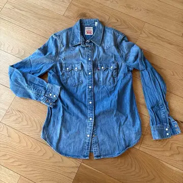 LEVI'S 라이트 블루 데님 자켓