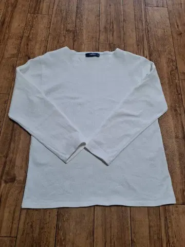 [ 크리스마스 SALE ] SAINT JAMES 화이트 T3