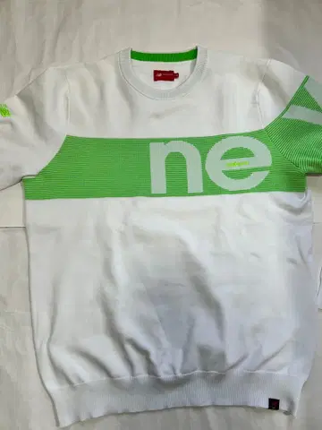 new balance 스웨터 화이트/그린