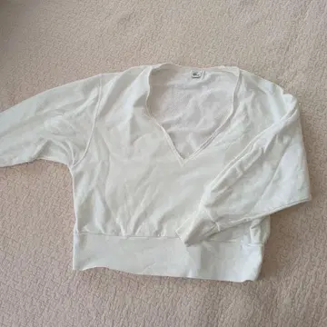 더 신즈 신즈 화이트 V넥 맨투맨 원단 긴팔