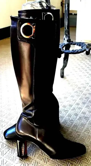 블랙 가죽 롱 부츠 사이드 지퍼