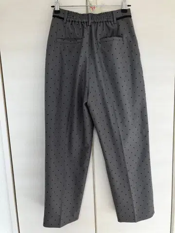 Te chi chi 도트 무늬 그레이 슬랙스 프리 사이즈