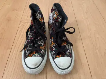 꽃무늬 하이컷 컨버스