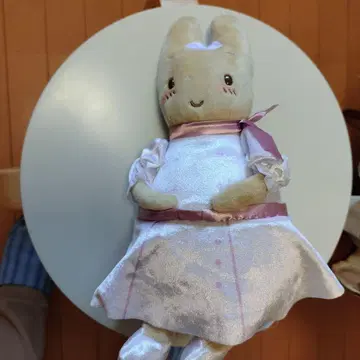 산리오 캐릭터 봉제 인형 토끼